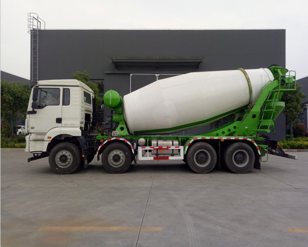 程力牌CL5312GJB6ST型混凝土攪拌運輸車 程力牌CL5312GJB6ST型混凝土攪拌運輸車